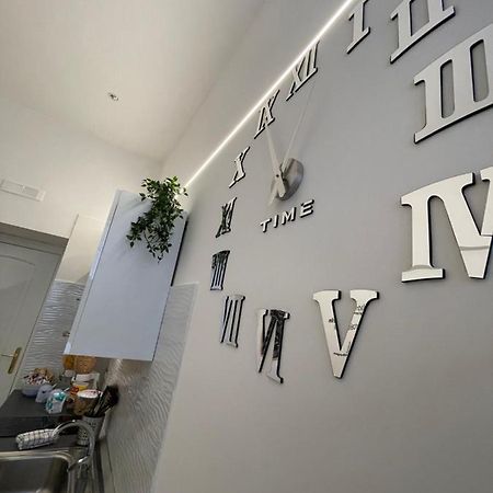 Home Sweet Home Inizio Di Spacca Napoli المظهر الخارجي الصورة