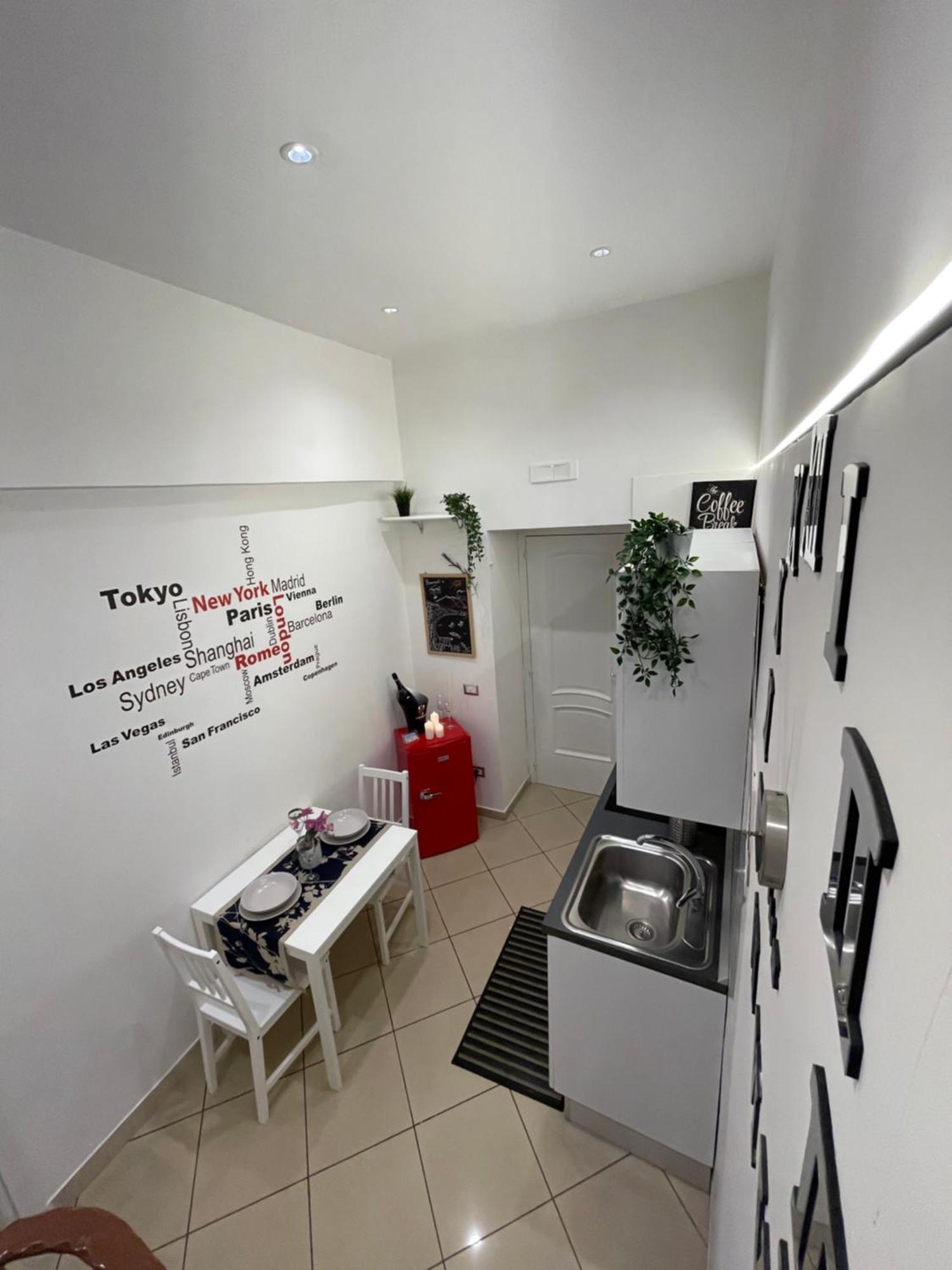 Home Sweet Home Inizio Di Spacca Napoli المظهر الخارجي الصورة